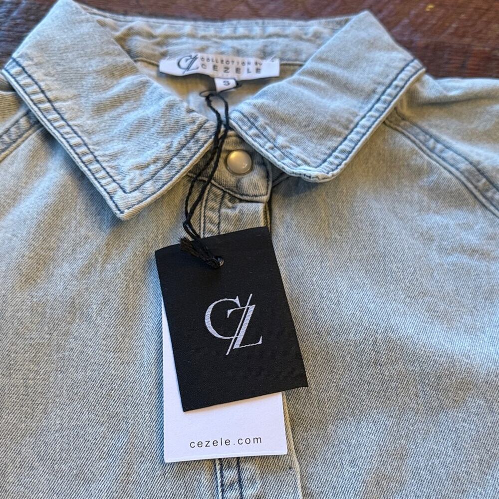 Chic Denim Midi Dress in Classic Blue - Picture 3 of 7